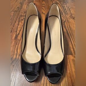 Marc Fisher Black Patent Leather Heels 4” Pumps Size 6.5 M